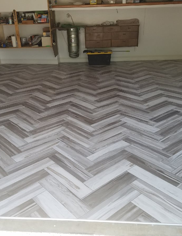 herringbone hardwood floor